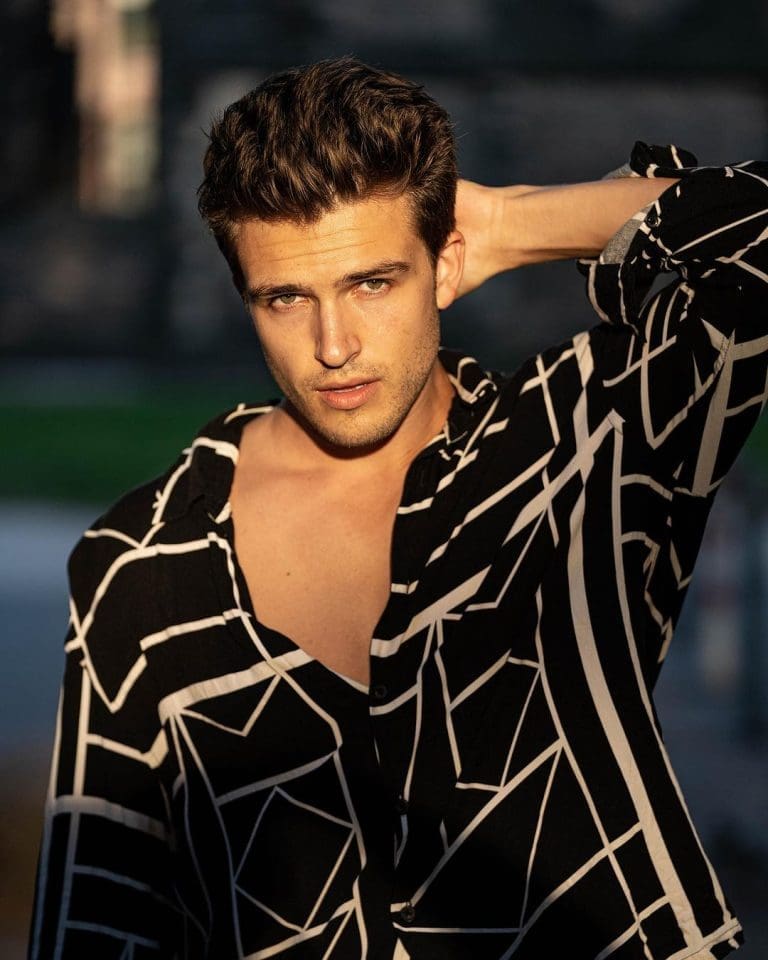 393576493 18373665622064388 7179204632788509355 N