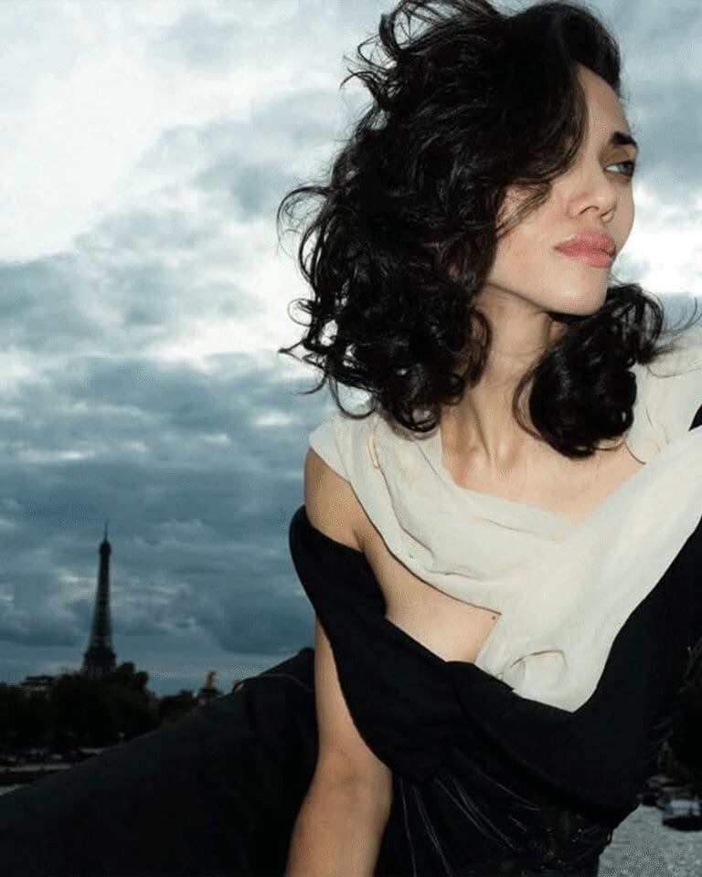 Salma Carousel