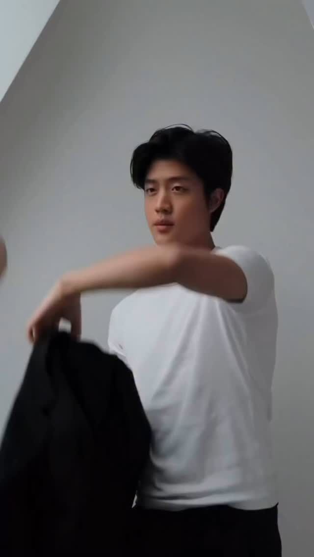 @nbao.t x @valentino.beauty
